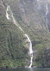 Spectacular waterfalls NZ